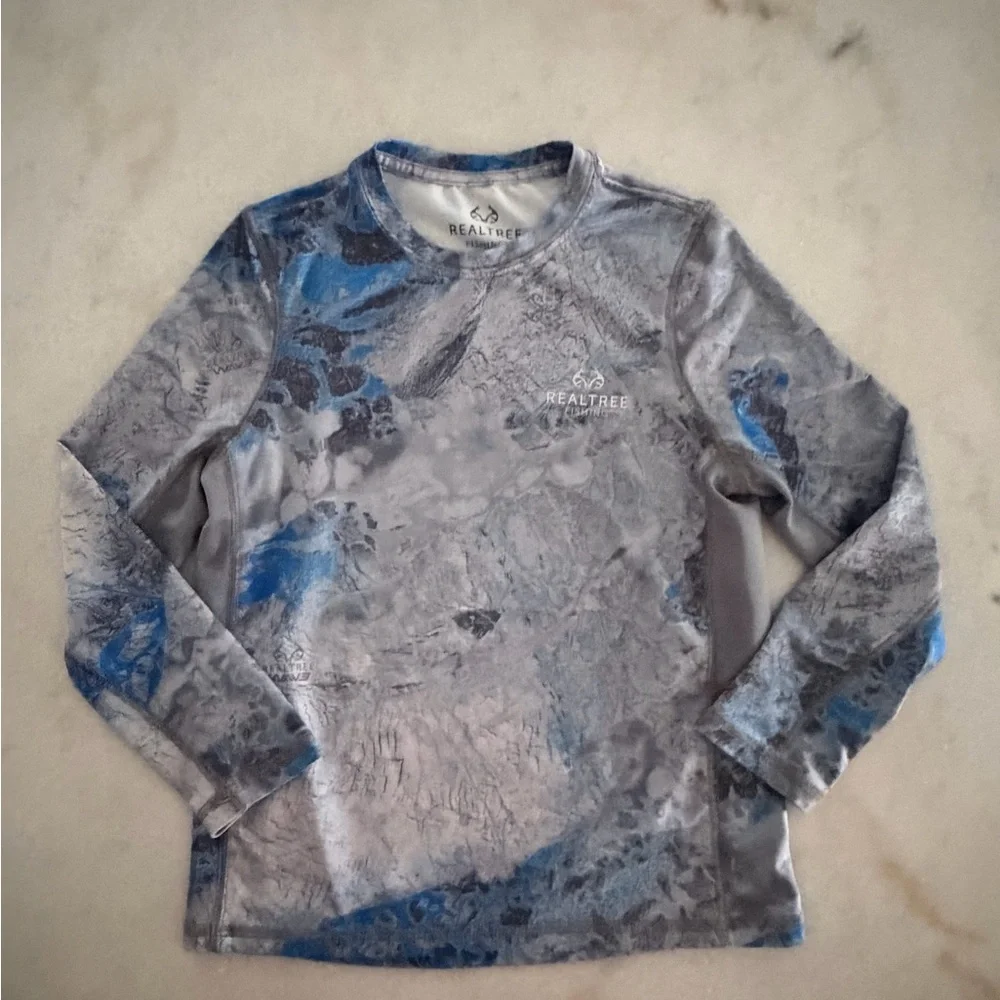 Realtree Kids Long Sleeve Fishing Swim Casual Drifit Rashguard Boys Medium